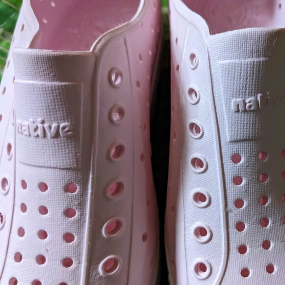 Native Jefferson Water Shoes Ballerina Pink Size Girls J2 - Picture 4 of 9